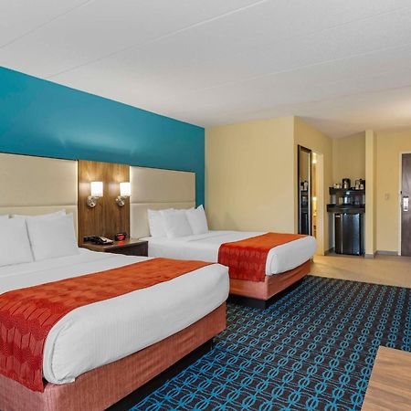 Best Western Plus North Shore Hotel Danvers Bagian luar foto
