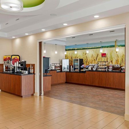Best Western Plus North Shore Hotel Danvers Bagian luar foto