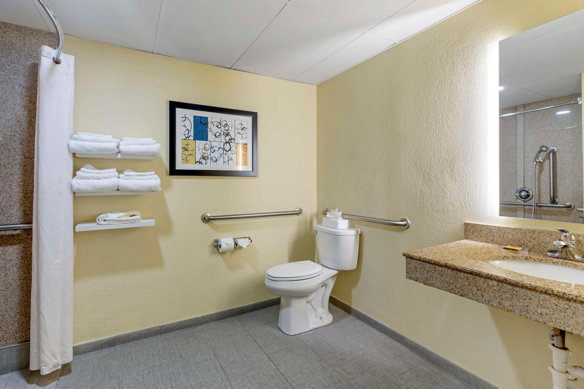 Best Western Plus North Shore Hotel Danvers Bagian luar foto