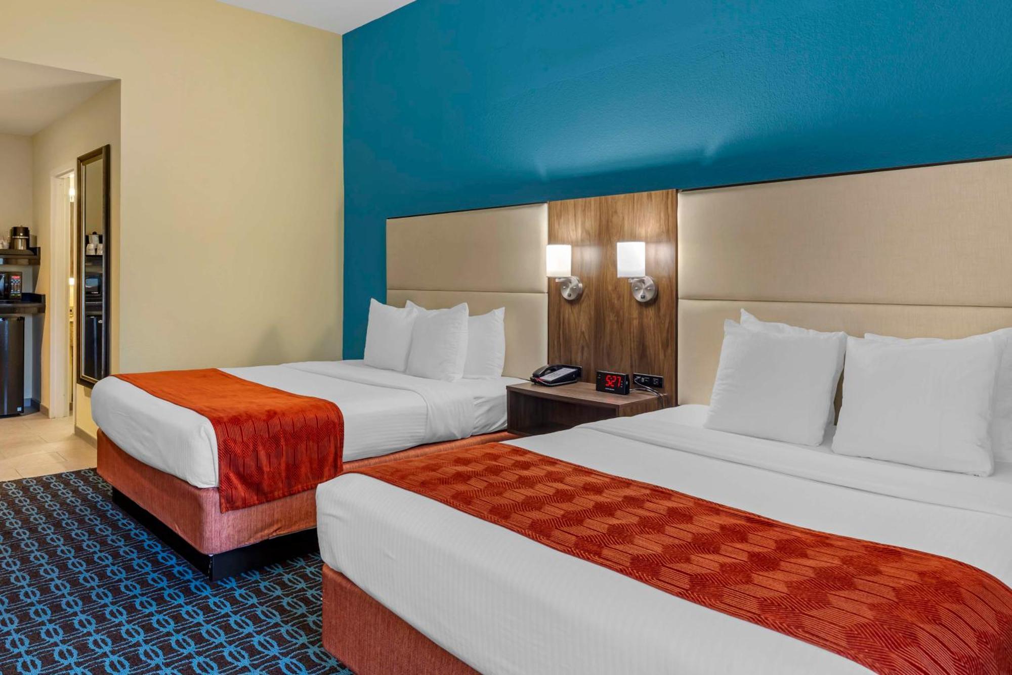 Best Western Plus North Shore Hotel Danvers Bagian luar foto