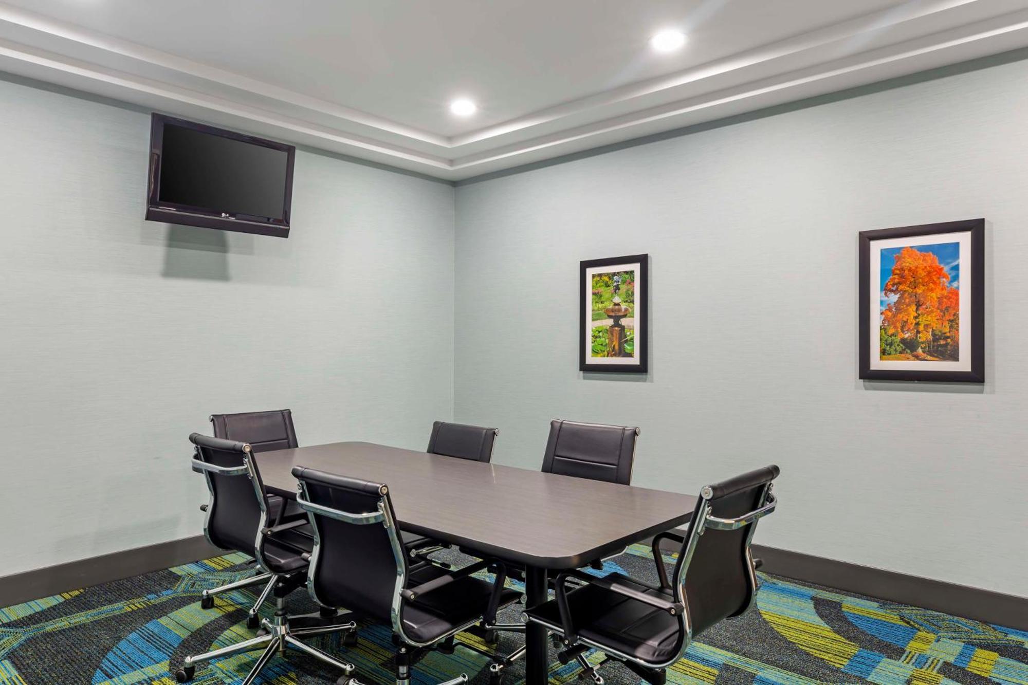 Best Western Plus North Shore Hotel Danvers Bagian luar foto