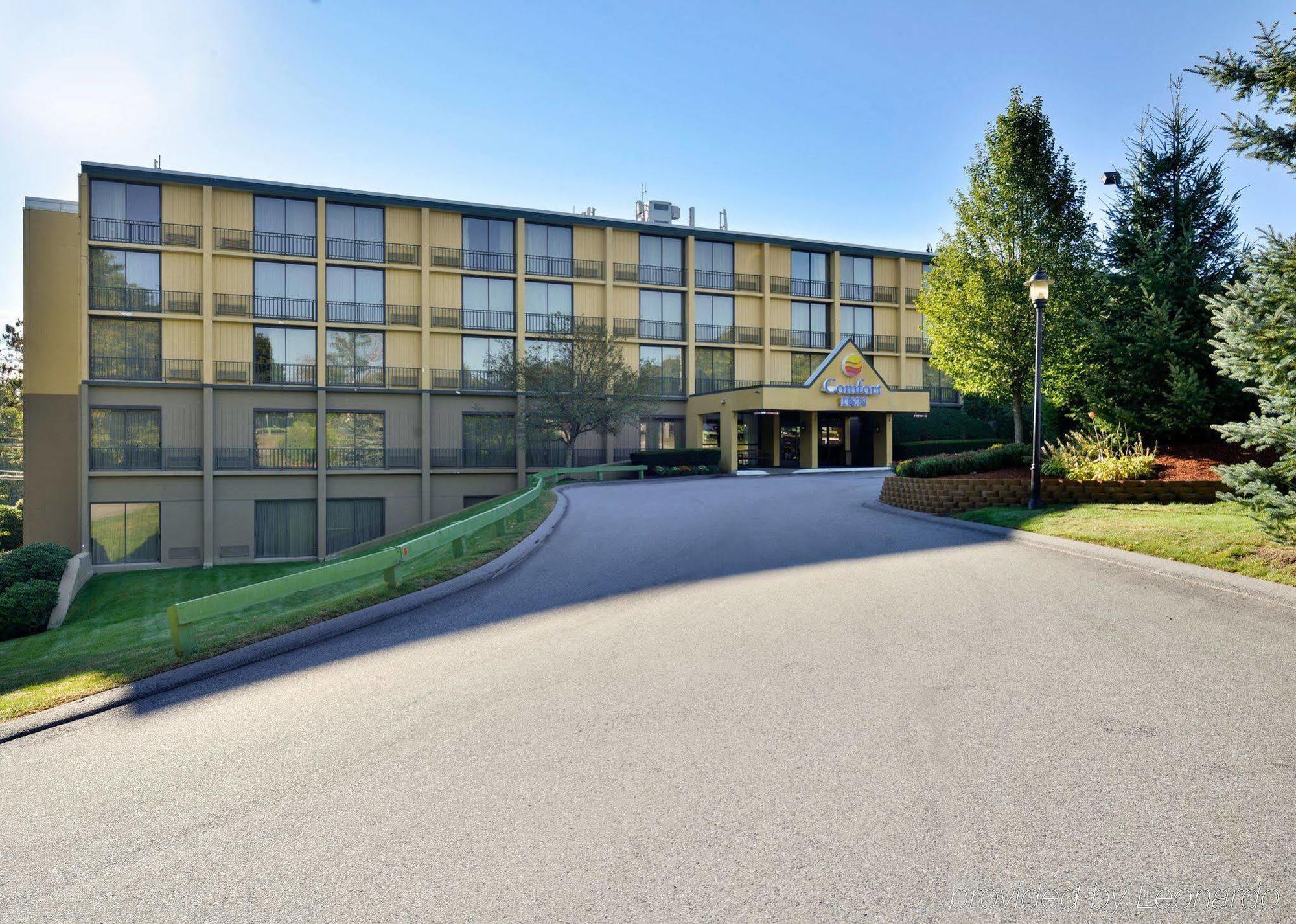 Best Western Plus North Shore Hotel Danvers Bagian luar foto