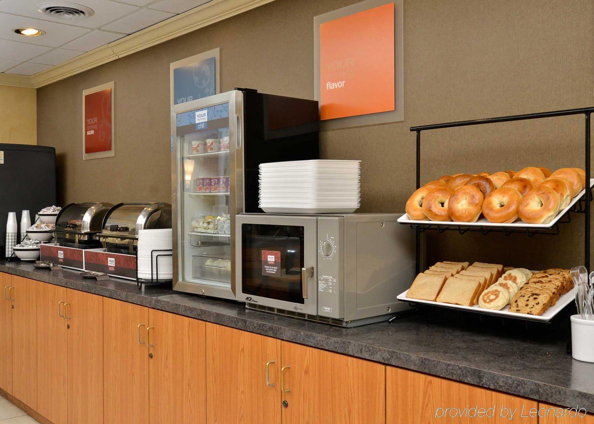 Best Western Plus North Shore Hotel Danvers Bagian luar foto