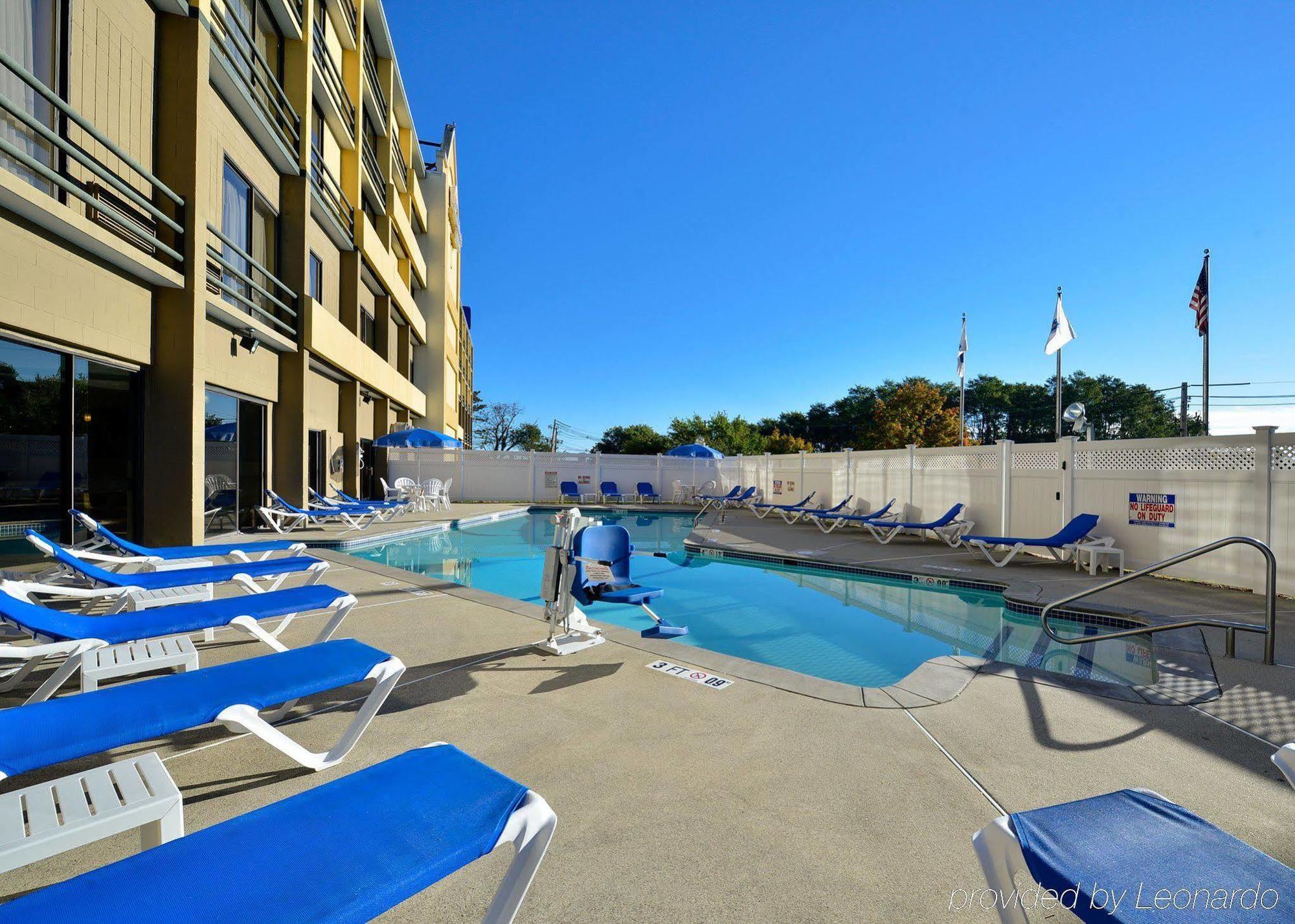 Best Western Plus North Shore Hotel Danvers Bagian luar foto