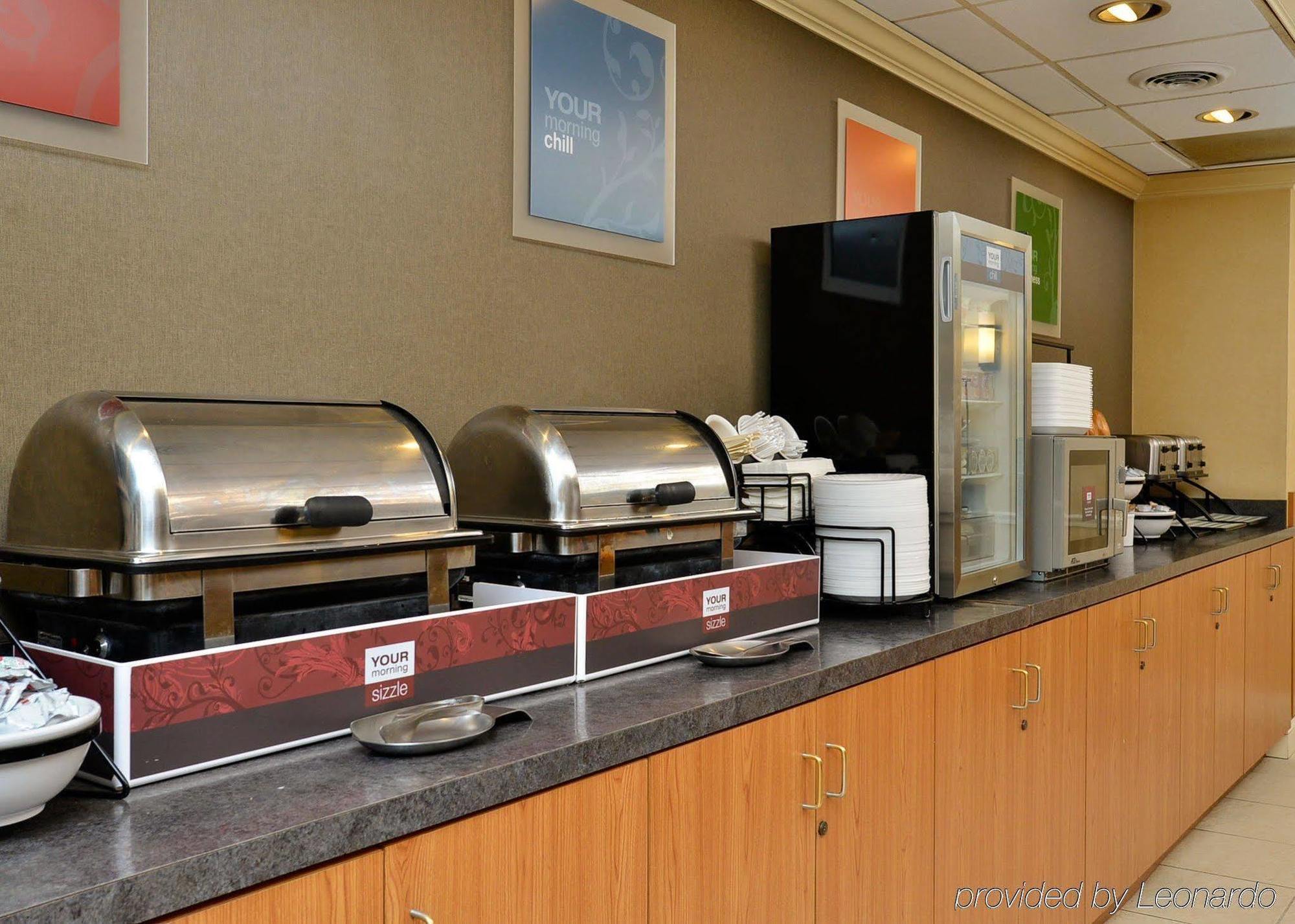 Best Western Plus North Shore Hotel Danvers Bagian luar foto