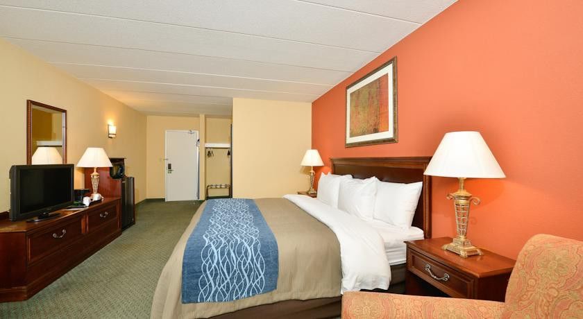 Best Western Plus North Shore Hotel Danvers Bagian luar foto