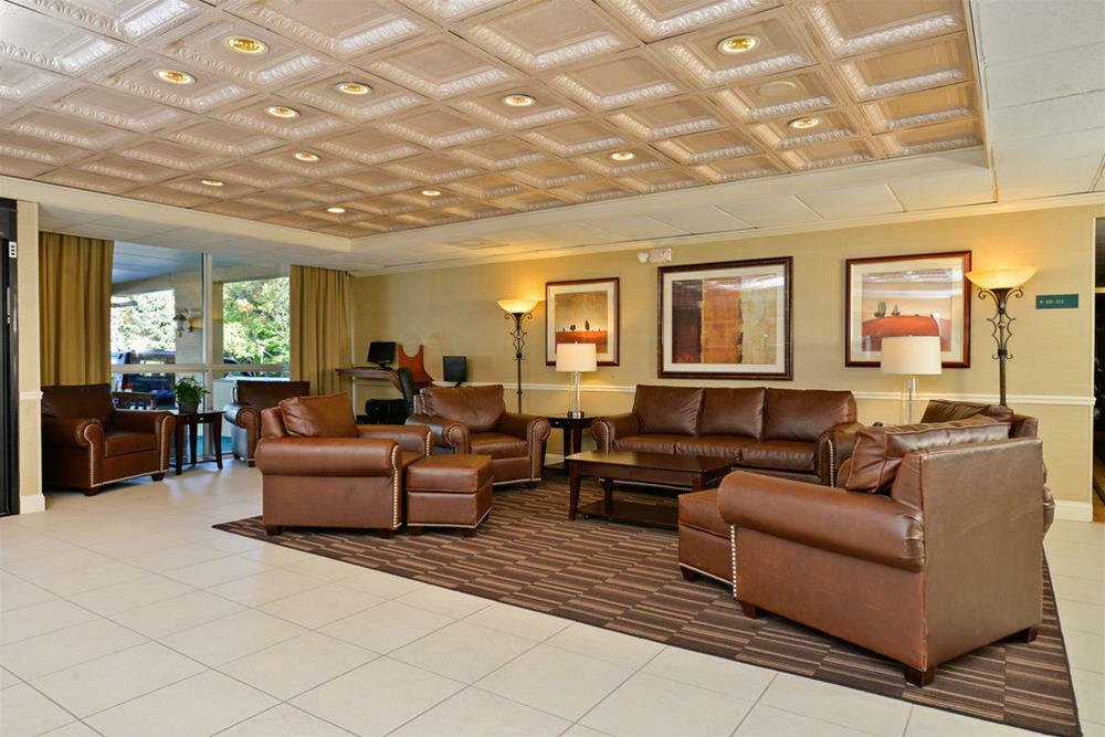 Best Western Plus North Shore Hotel Danvers Bagian luar foto